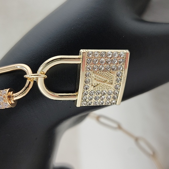 LV Gold and Rhinestone Lock Paperclip Necklace - Picture 8 of 8